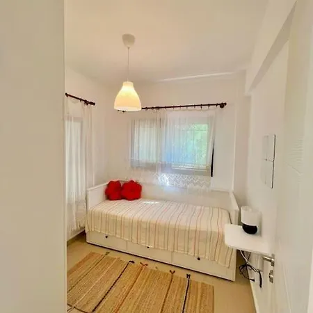 Havuzlu Bahceli Dubleks Holiday home